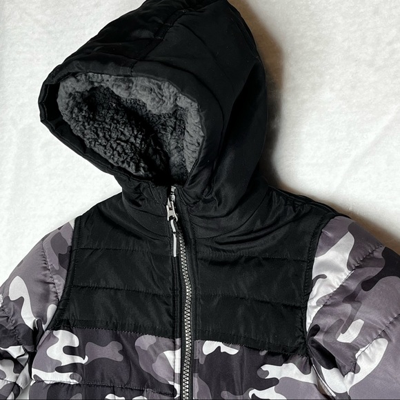 AQ Boys Camouflage Fleece Lined Winter Gray Black Faux Shearling Hood Zip Front - Picture 2 of 7